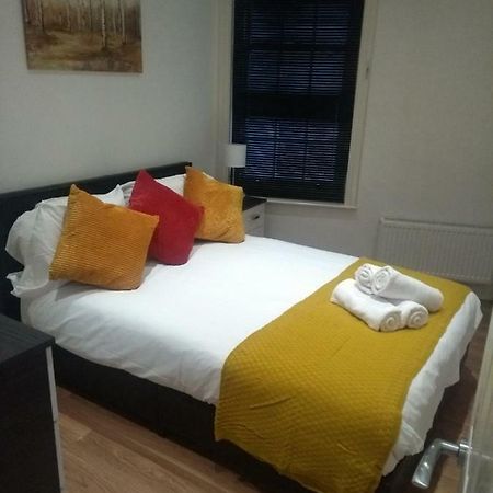Clifton Apartment Luton  Ngoại thất bức ảnh