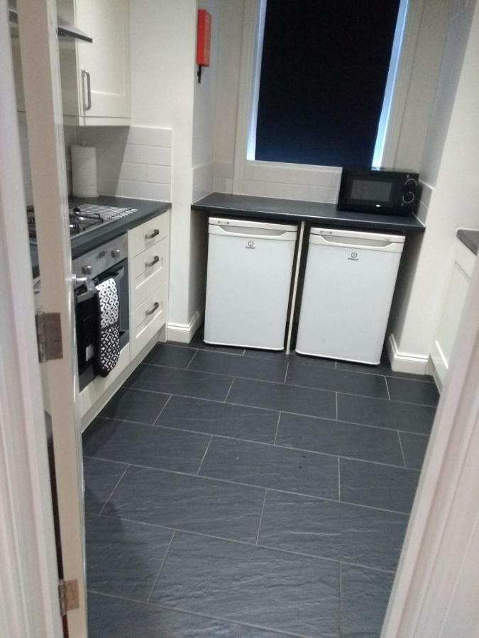 Clifton Apartment Luton  Ngoại thất bức ảnh